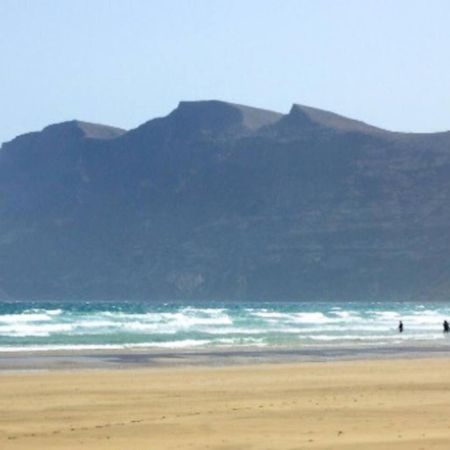 شقة Famara Surf Wifi المظهر الخارجي الصورة
